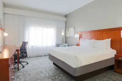 Photo 5 - Courtyard by Marriott Monroe Airport