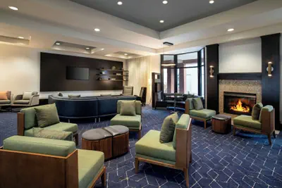 Photo 2 - Courtyard by Marriott Worcester