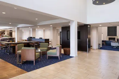 Photo 5 - Courtyard by Marriott Salt Lake City Airport