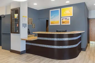 Photo 3 - Days Inn by Wyndham Bernalillo