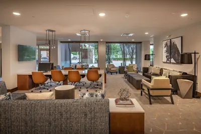 Photo 3 - DoubleTree by Hilton Dallas - Farmers Branch