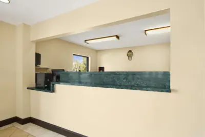 Photo 2 - Ramada Limited Columbia