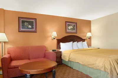 Photo 4 - Ramada Limited Columbia