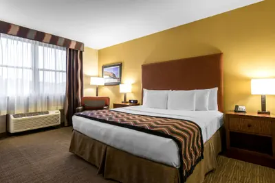 Photo 5 - The Golden Hotel, an Ascend Collection Hotel