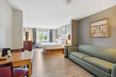 Photo 2 - Saco Bay Hotel