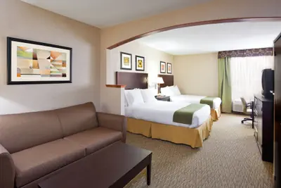 Photo 4 - Holiday Inn Express Hotel & Suites Cleveland-Streetsboro by IHG