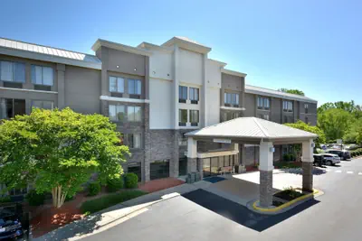 Photo 2 - Holiday Inn Express Raleigh Durham Airport by IHG