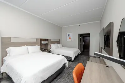 Photo 5 - Holiday Inn Express & Suites Charleston - Northwoods by IHG