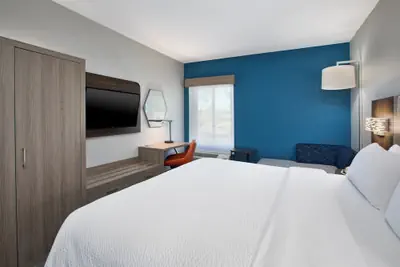 Photo 4 - Holiday Inn Express Silver City by IHG