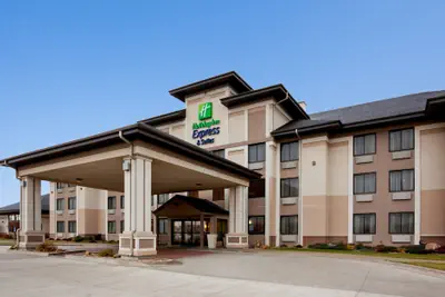 Photo 2 - Holiday Inn Express & Suites Worthington by IHG