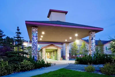 Photo 2 - Wyndham Garden Anchorage Airport