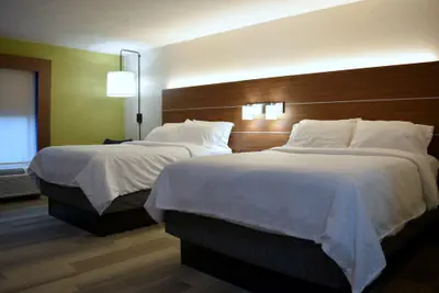 Photo 4 - Holiday Inn Express & Suites Batesville by IHG
