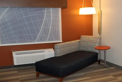 Photo 5 - Holiday Inn Express Winfield by IHG