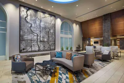Photo 3 - Hilton Indianapolis Hotel & Suites