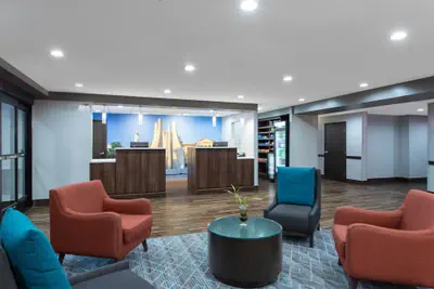 Photo 3 - Best Western Plus Lafayette Hotel University Area
