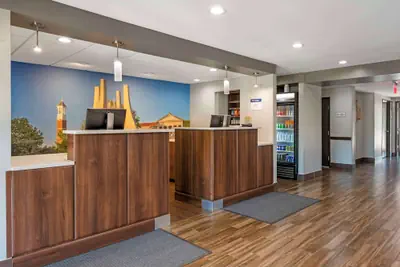 Photo 5 - Best Western Plus Lafayette Hotel University Area
