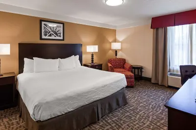 Photo 5 - Best Western Plus Peoria