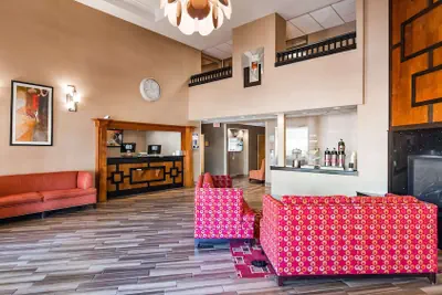 Photo 3 - Best Western Plus Peoria