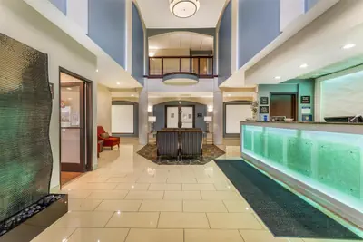 Photo 3 - Best Western Joliet Inn & Suites