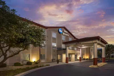 Photo 2 - Best Western Joliet Inn & Suites