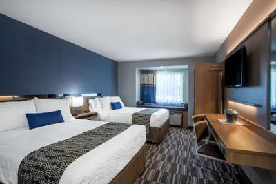 Photo 4 - Microtel Inn & Suites by Wyndham Burlington
