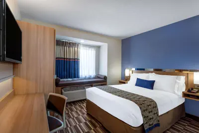 Photo 5 - Microtel Inn & Suites by Wyndham Burlington