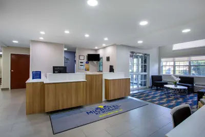 Photo 3 - Microtel Inn & Suites by Wyndham Burlington