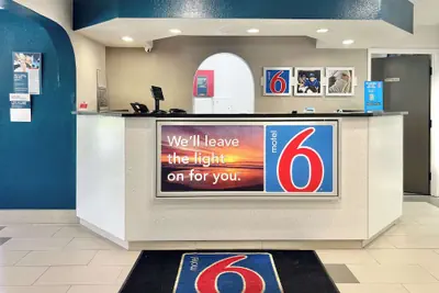 Photo 2 - Motel 6 Simpsonville, SC - Greenville