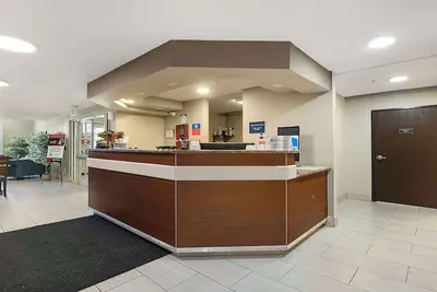 Photo 3 - SureStay Plus Hotel by Best Western Rocklin