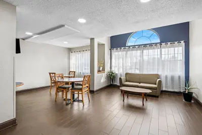 Photo 4 - Microtel Inn & Suites by Wyndham Statesville