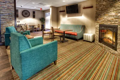 Photo 3 - Hampton Inn Marion