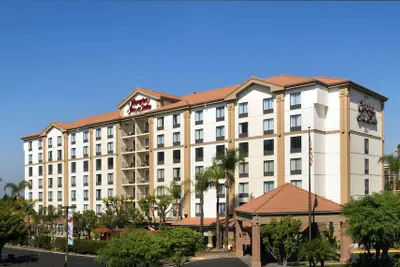 Photo 2 - Hampton Inn & Suites Anaheim Garden Grove