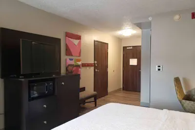 Photo 5 - Hampton Inn Greensburg