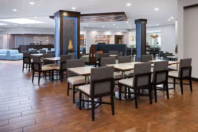 Photo 4 - Hampton Inn & Suites Hershey