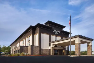 Photo 2 - Hampton Inn Natchitoches