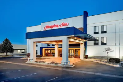 Photo 2 - Hampton Inn Longmont