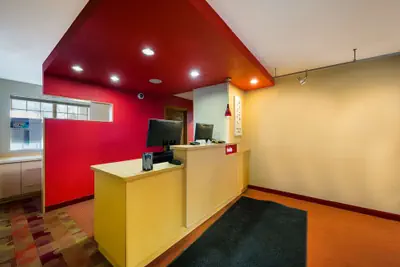 Photo 4 - Sonesta Simply Suites Detroit Novi