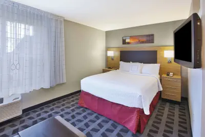 Photo 4 - TownePlace Suites Marriott Minneapolis St Paul AirportEagan