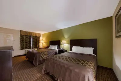 Photo 2 - Rodeway Inn & Suites Corpus Christi Northwest