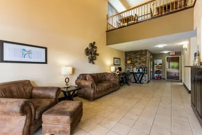 Photo 3 - Quality Inn Huntersville near Lake Norman