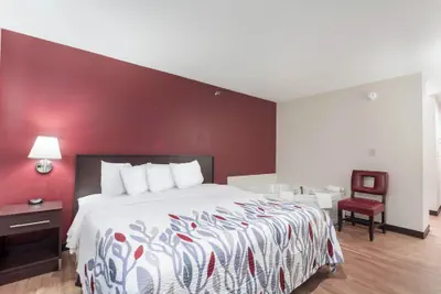 Photo 2 - Red Roof Inn Richmond, KY