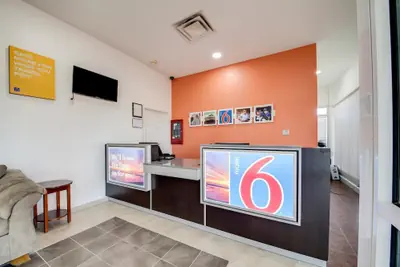 Photo 3 - Motel 6 Jennings, LA