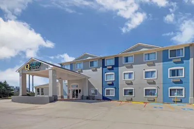 Photo 2 - Quality Inn El Reno