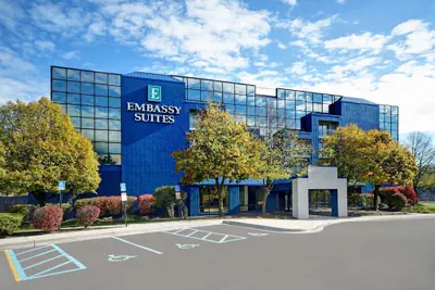 Photo 2 - Embassy Suites by Hilton Detroit Livonia Novi