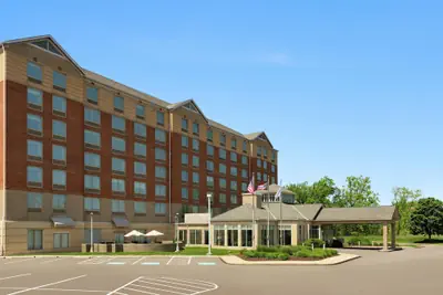 Photo 2 - Hilton Garden Inn Cleveland Airport