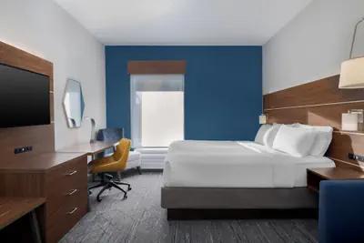 Photo 4 - Holiday Inn Express Hotel & Suites Bentonville by IHG