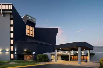 Photo 2 - DoubleTree by Hilton Richmond - Midlothian