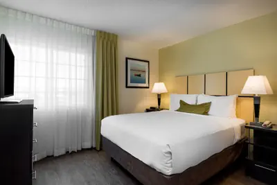 Photo 3 - Candlewood Suites Glen Allen-Short Pump by IHG
