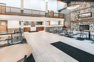 Photo 4 - Baymont by Wyndham Brooklyn Center