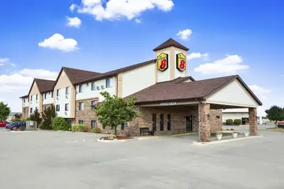 Photo 2 - Super 8 by Wyndham Carbondale